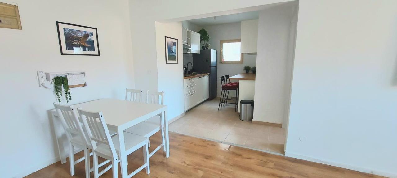 Eilat Octopus Apartment - אילת אוקטופוס -שני חדרים וסלון, בריכה בקיץ Exterior foto